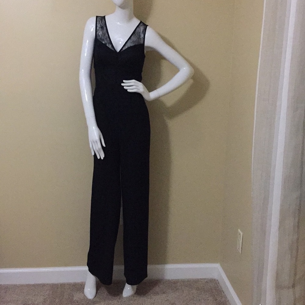 Bebe gorgeous jumpsuit